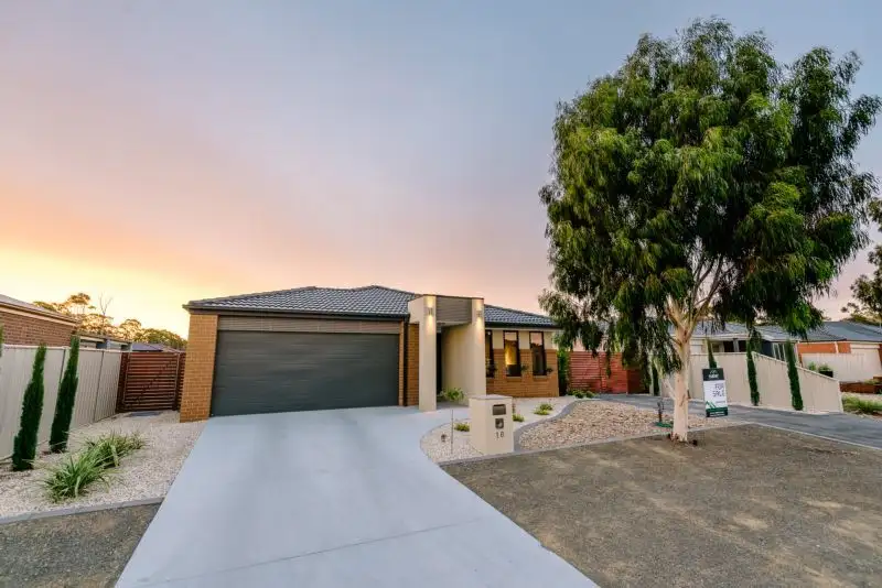 Main view of Homely house listing, 16 O'Neill Court, Epsom VIC 3551