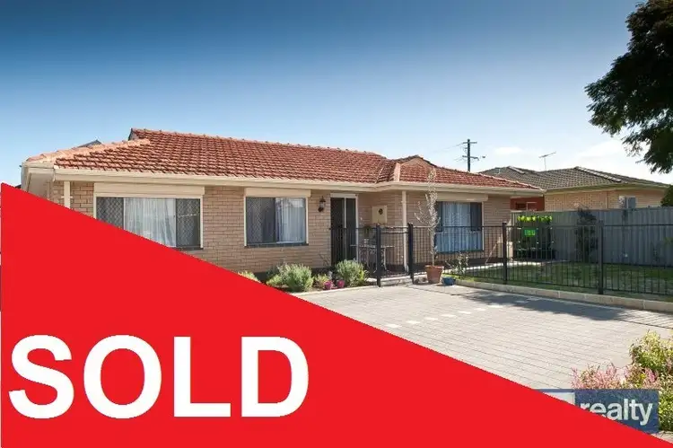 41 Embleton Ave, Embleton WA 6062