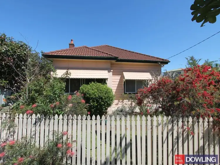 55 Clyde Street, Stockton NSW 2295