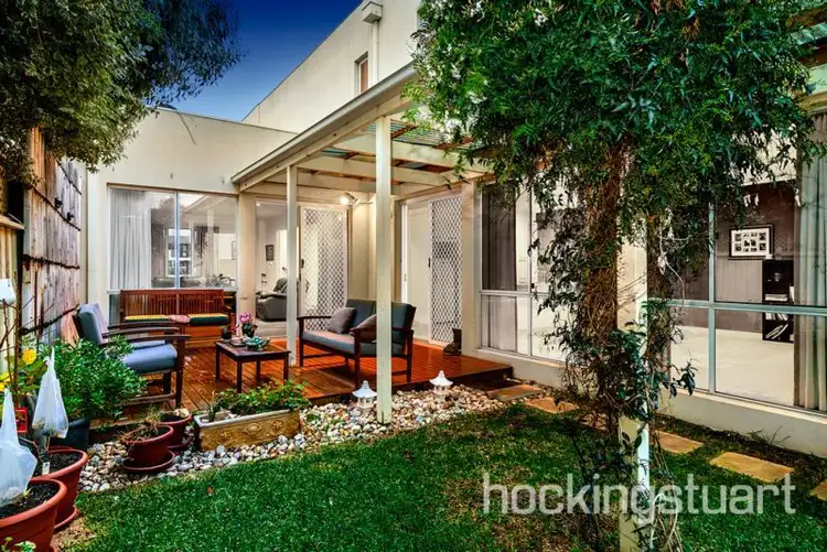 83 Signature Boulevard, Sanctuary Lakes VIC 3030