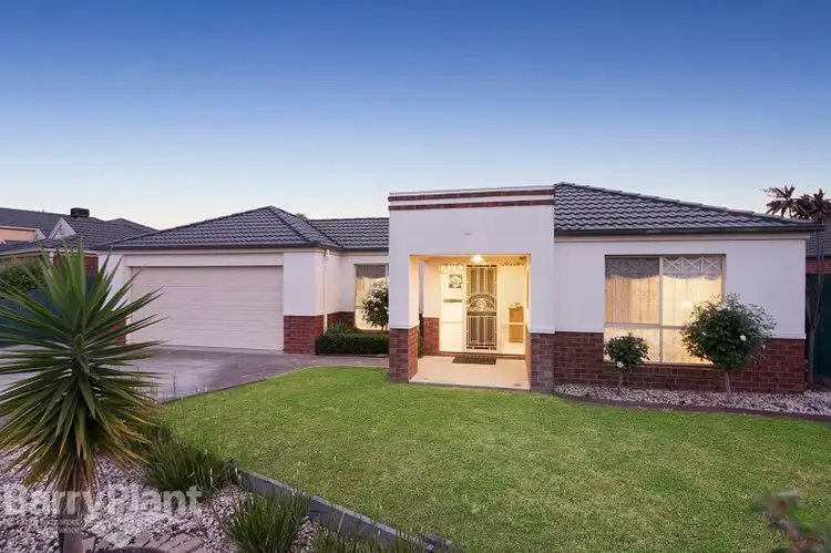 11 Thiele Court, Lynbrook VIC 3975