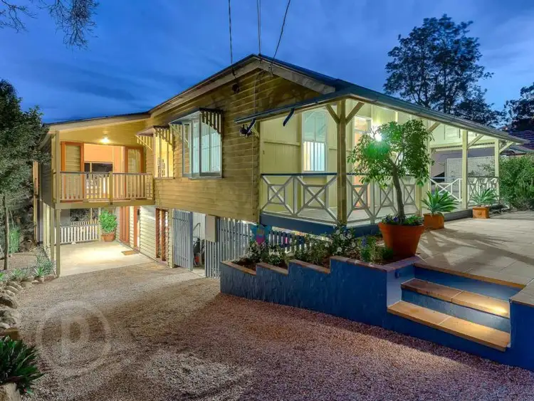 40 Forrester Tce, Bardon QLD 4065