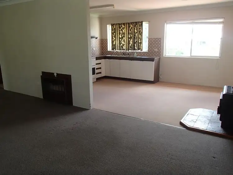 Fifth view of Homely house listing, 10 Ellevsen Street, Stanthorpe QLD 4380