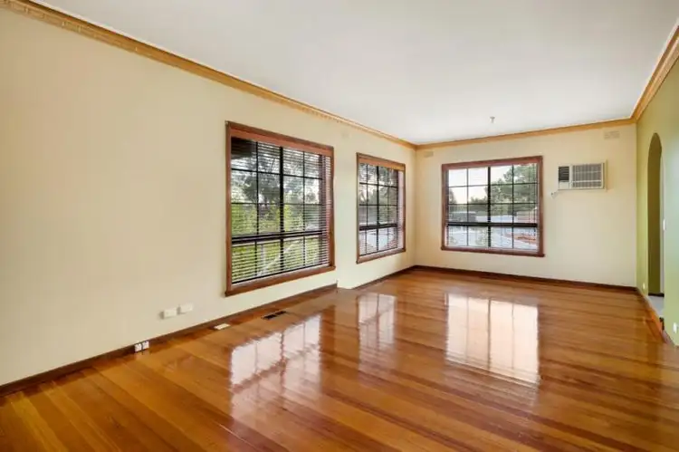Second view of Homely house listing, 5 Oonah Close, Eltham North VIC 3095