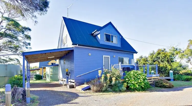 Second view of Homely house listing, 2 Beach Crescent, Greens Beach TAS 7270