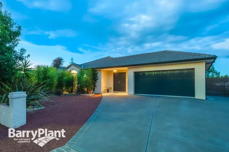 4 Merlot Grove, Sunbury VIC 3429