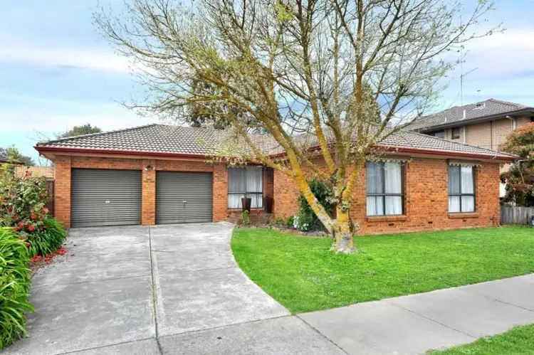 58 Lake Street, Wendouree VIC 3355