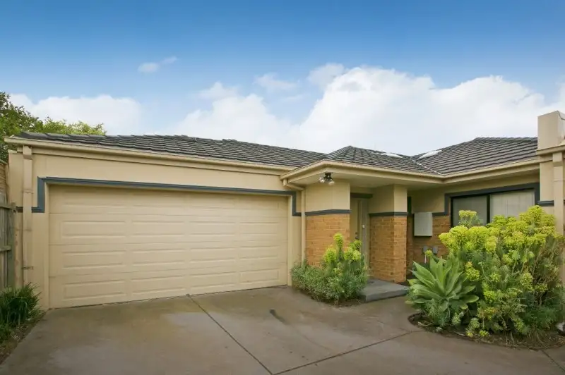 Main view of Homely townhouse listing, 2/15 George Street, Ashwood VIC 3147