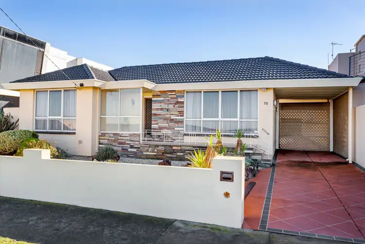 75 Esplanade, Altona VIC 3018