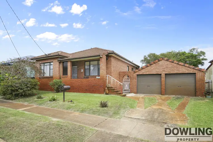 21 Lomond Street, Stockton NSW 2295