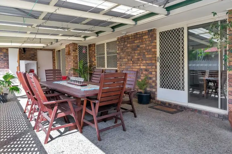 5 Helmsley Court, Yamanto QLD 4305