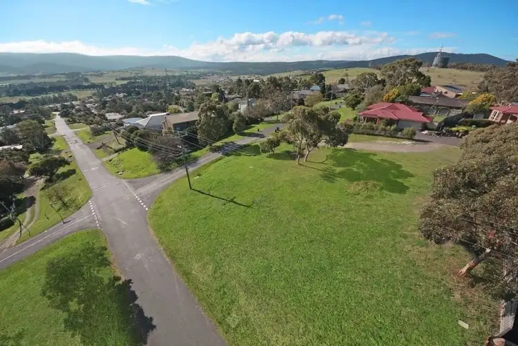 10 Fore Street, Whittlesea VIC 3757