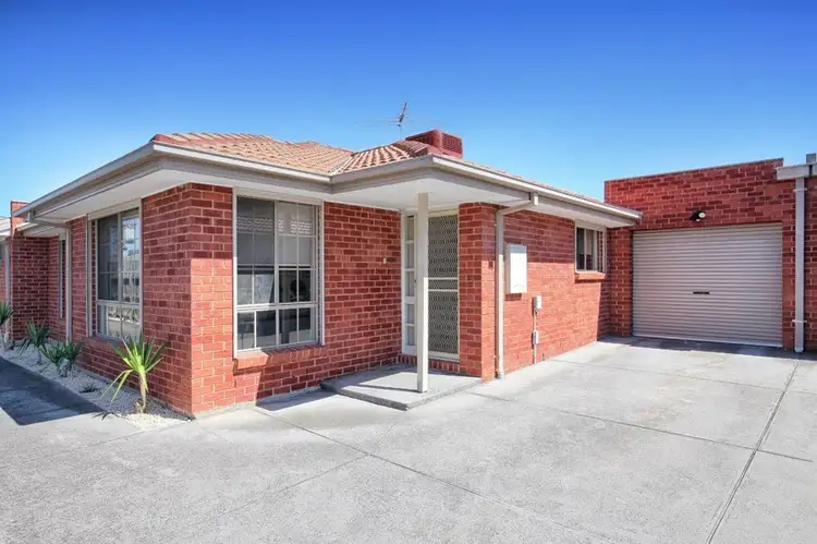 2/20 Waratah Avenue, Tullamarine VIC 3043