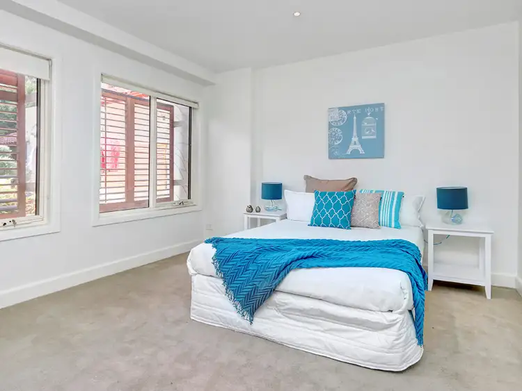 Sixth view of Homely townhouse listing, 2/32 Pinehill Drive, Frankston VIC 3199
