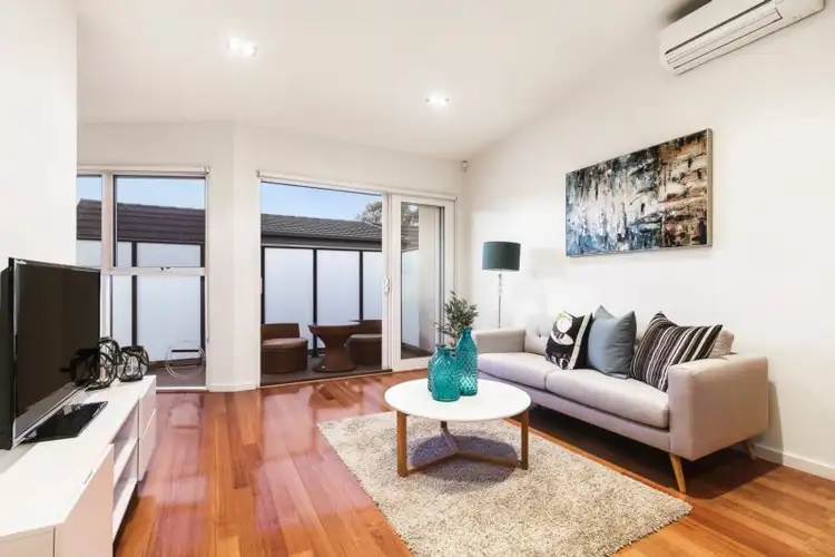 Fifth view of Homely apartment listing, 4/14 St Huberts Road, Carnegie VIC 3163