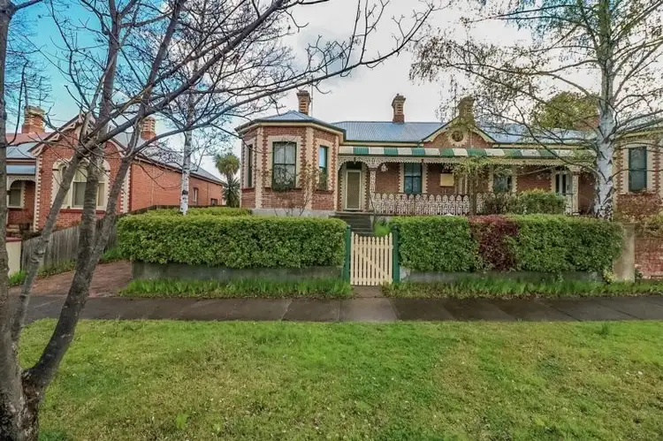 270 Russell Street, Bathurst NSW 2795
