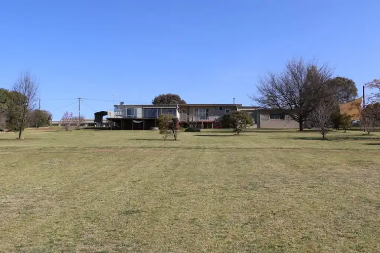 40-42 Cowra Road, Cowra NSW 2794