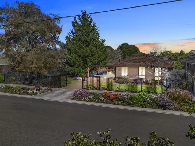 17 McCormack Crescent, Hoppers Crossing VIC 3029