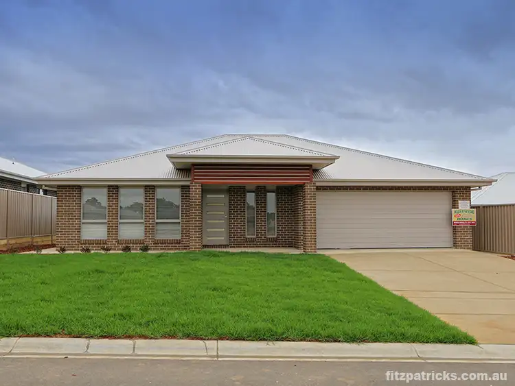 19 Darcy Drive, Boorooma NSW 2650