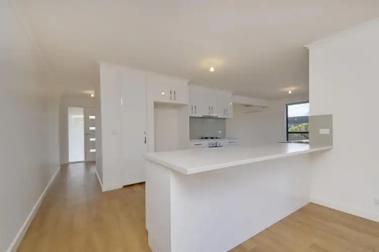 Fifth view of Homely house listing, 5 Canfield Crescent, Traralgon VIC 3844