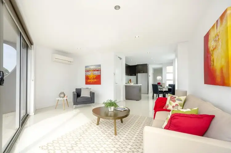 Main view of Homely unit listing, 2/28A Millers Road, Brooklyn VIC 3012