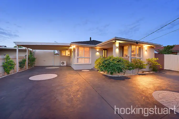 11 Whitehaven Crescent, Noble Park North VIC 3174