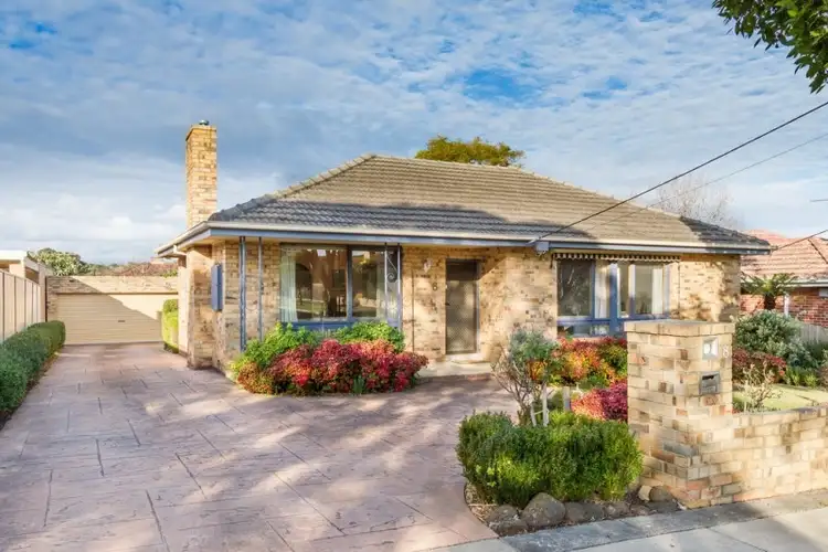 8 Damon Road, Mount Waverley VIC 3149