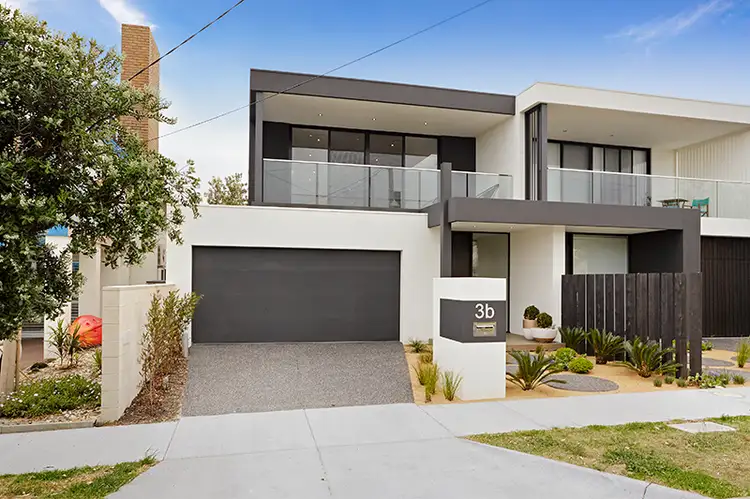 Main view of Homely townhouse listing, 3b Roycroft Avenue, Aspendale VIC 3195