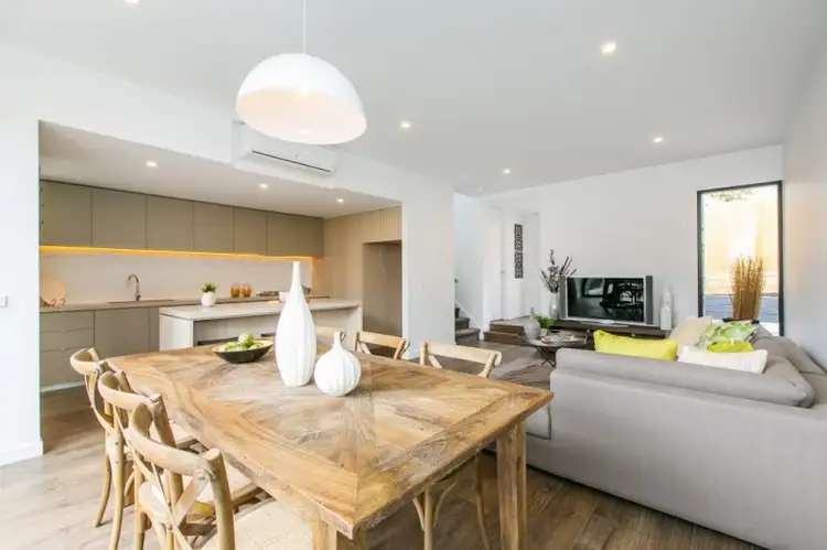 Fourth view of Homely townhouse listing, 2/8 Alder Street, Burwood VIC 3125