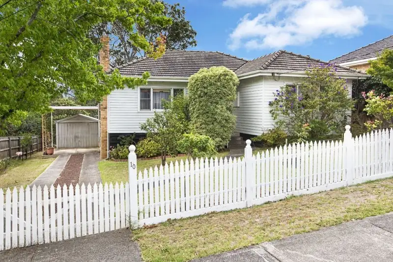 Main view of Homely house listing, 10 Gregg Street, Diamond Creek VIC 3089
