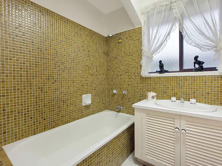 Fifth view of Homely house listing, 3 Mossfiel Drive, Hoppers Crossing VIC 3029