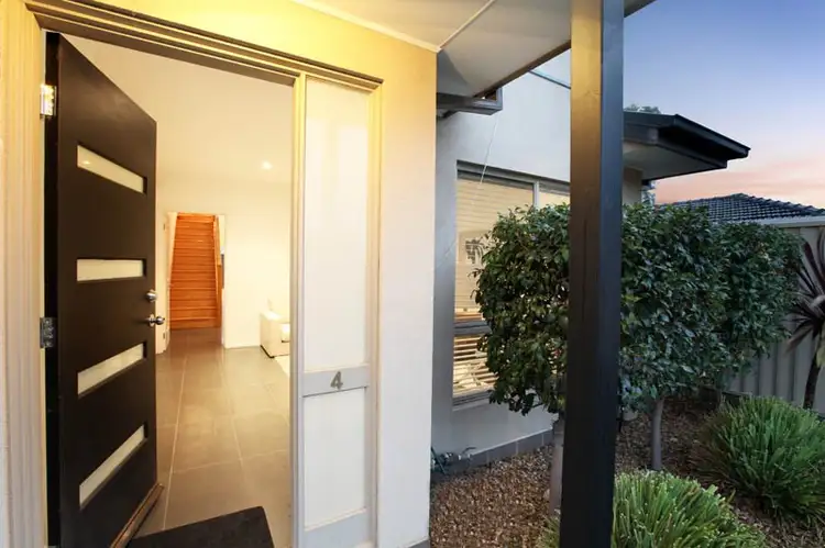 Fourth view of Homely townhouse listing, 4/72-74 Hillcrest Drive, Westmeadows VIC 3049