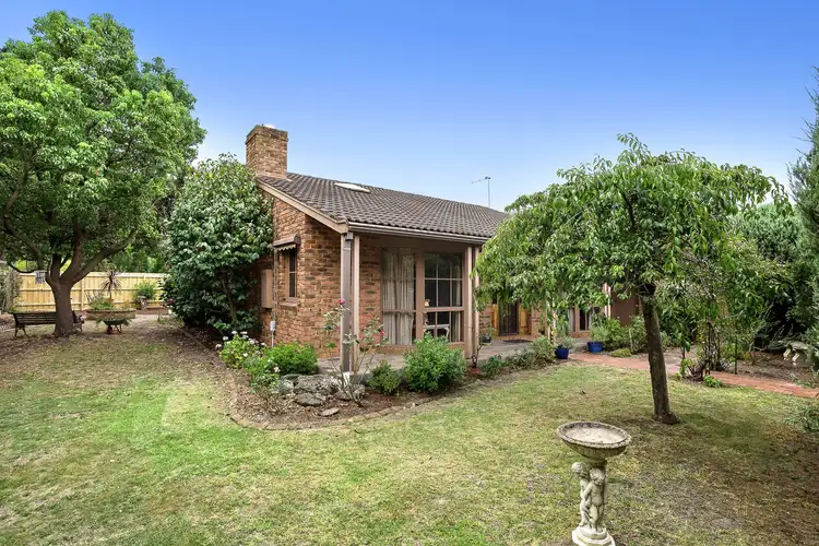14 Old Mornington Road, Mount Eliza VIC 3930