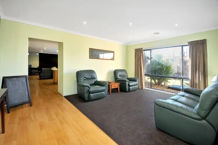 Fourth view of Homely house listing, 60 Rivett Crescent, Mulgrave VIC 3170