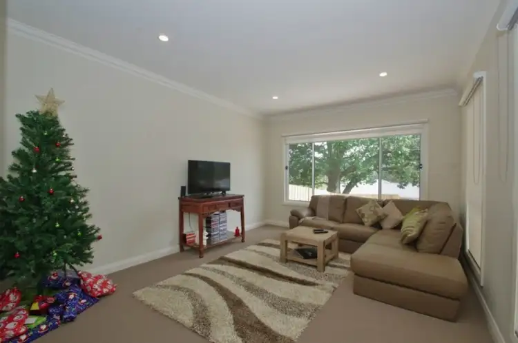 Second view of Homely house listing, 5 Karinya Close, Healesville VIC 3777