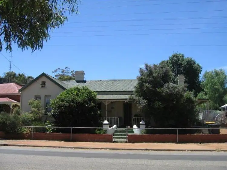 28 MACARTNEY STREET, York WA 6302