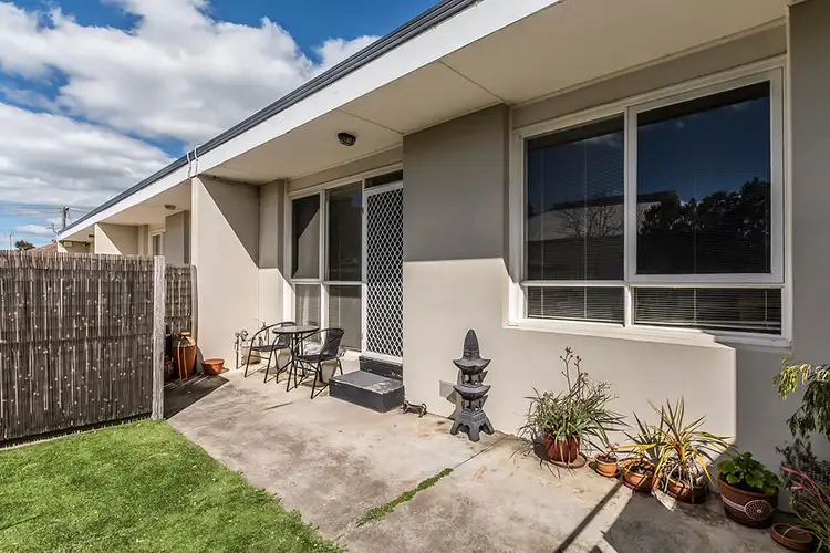 3/28 Breakwater Road, East Geelong VIC 3219