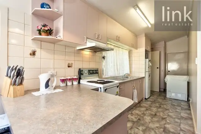Sixth view of Homely house listing, 383 Wantigong Street, North Albury NSW 2640