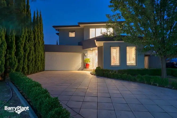 13 Melba Court, Sandhurst VIC 3977