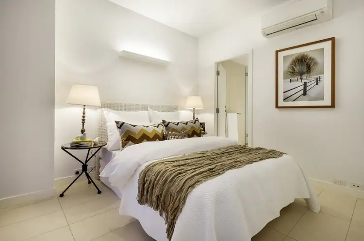 Fifth view of Homely apartment listing, 702/470 St Kilda Road, Melbourne VIC 3004