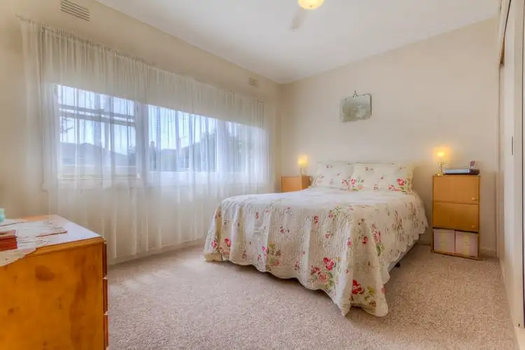 Second view of Homely house listing, 6 Graham Street, Kangaroo Flat VIC 3555
