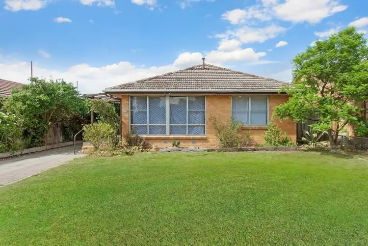 Fifth view of Homely house listing, 33 Bushfield Crescent, Coolaroo VIC 3048