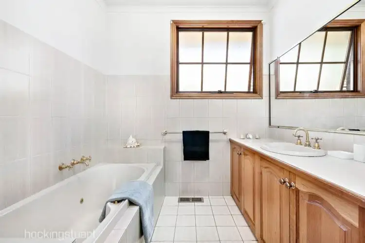 Sixth view of Homely townhouse listing, 2/11 Farnham Street, Caulfield VIC 3162