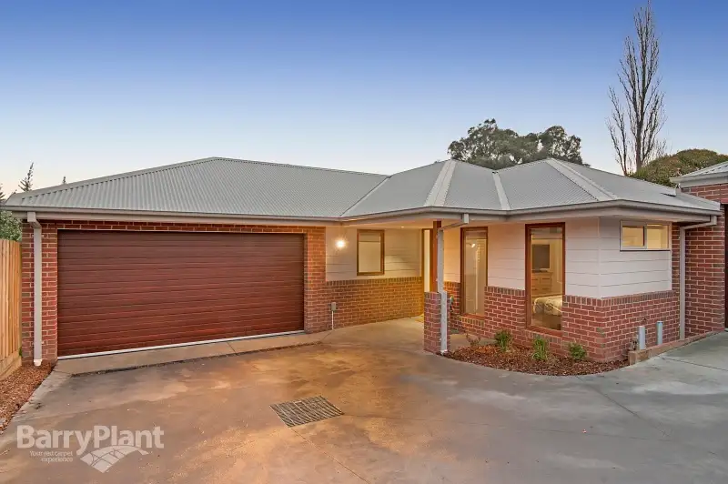 Main view of Homely unit listing, 17A Hudson Street, Beaconsfield VIC 3807