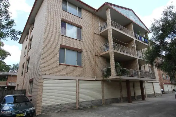 16/4 Riverpark Drive, Liverpool NSW 2170