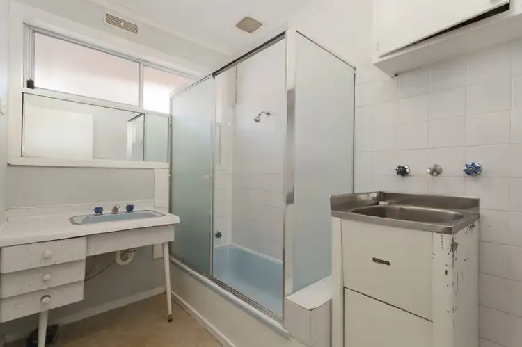 Fourth view of Homely unit listing, 3/32 Vernon Street, South Kingsville VIC 3015