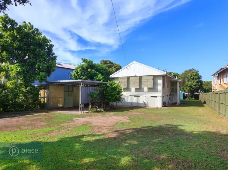 18 Davidson Street, Newmarket QLD 4051