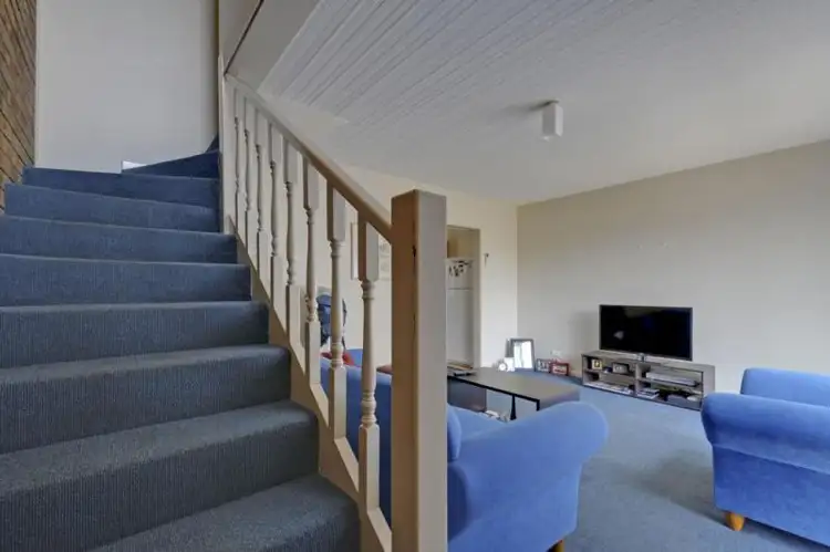 Fifth view of Homely unit listing, 2/15 Roseneath Street, Traralgon VIC 3844