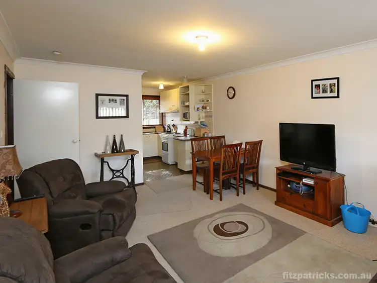 Third view of Homely unit listing, 2/19 Incarnie Crescent, Wagga Wagga NSW 2650