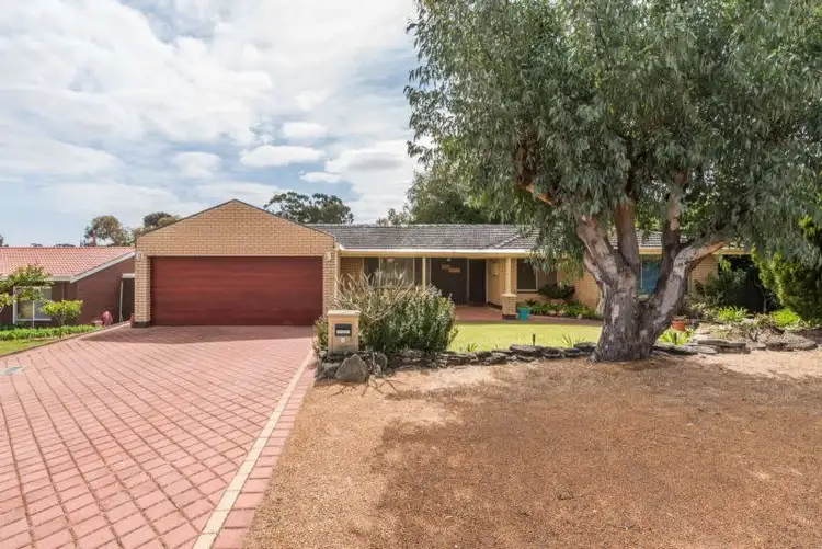 32 DERICOTE WAY, Greenwood WA 6024